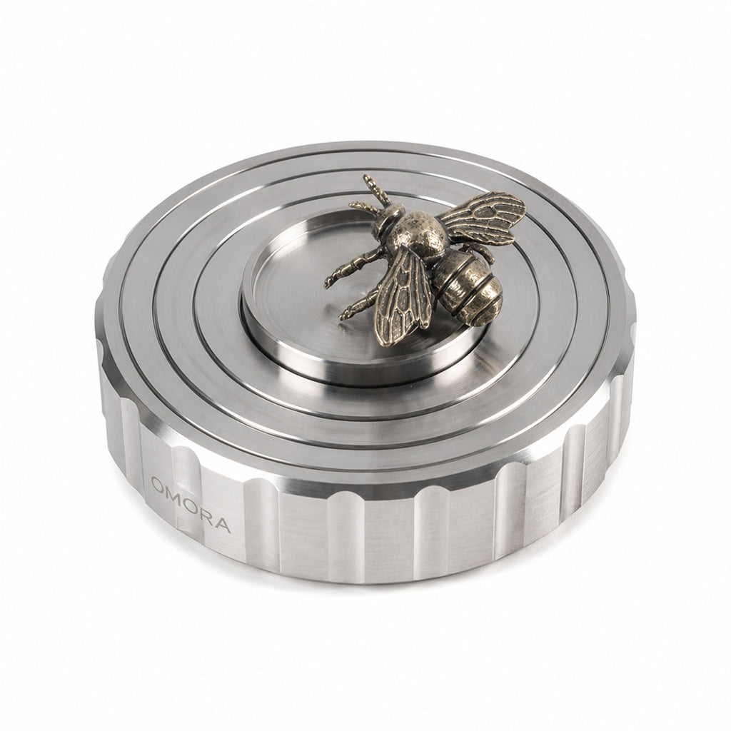 Alternate product view of OMORA Bee Record Weight.